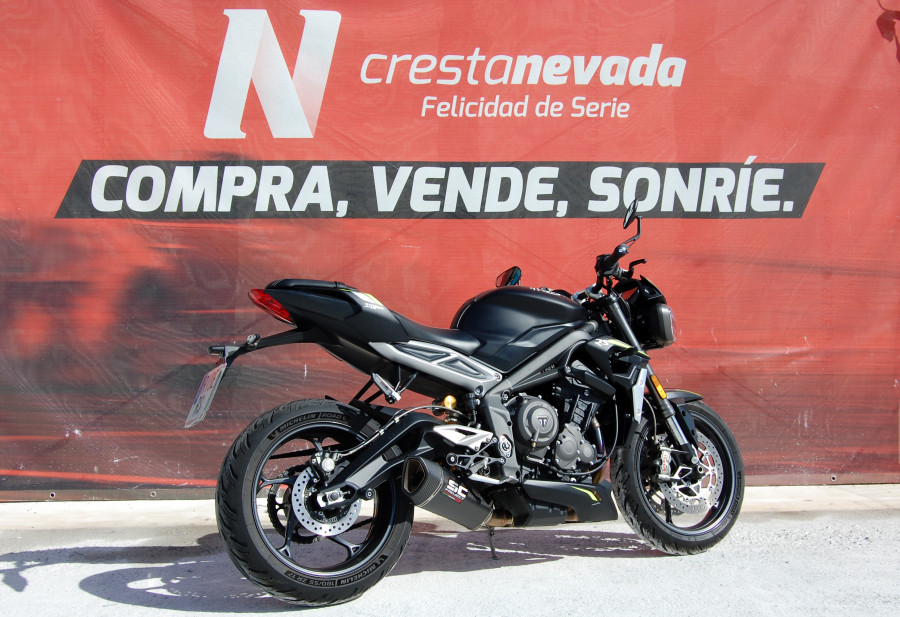 Imagen de Triumph STREET TRIPLE RS