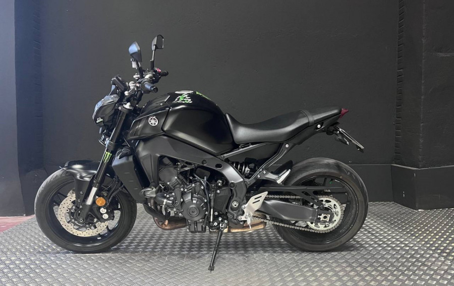Imagen de Yamaha MT 09 A2