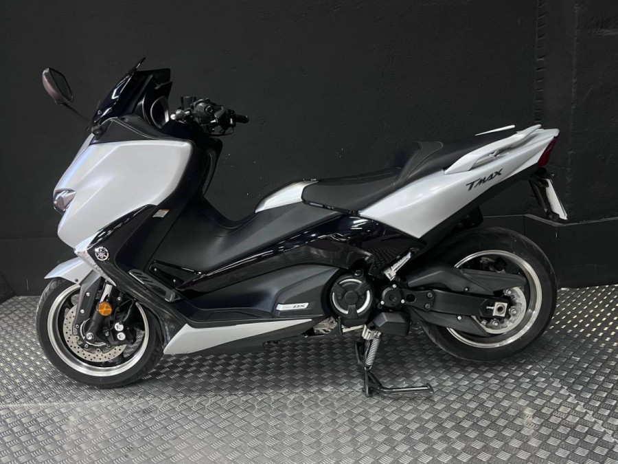 Imagen de Yamaha TMAX 530 DX