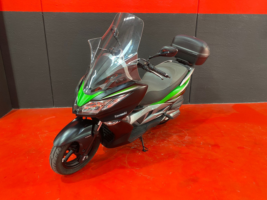 Imagen de KAWASAKI J 300 