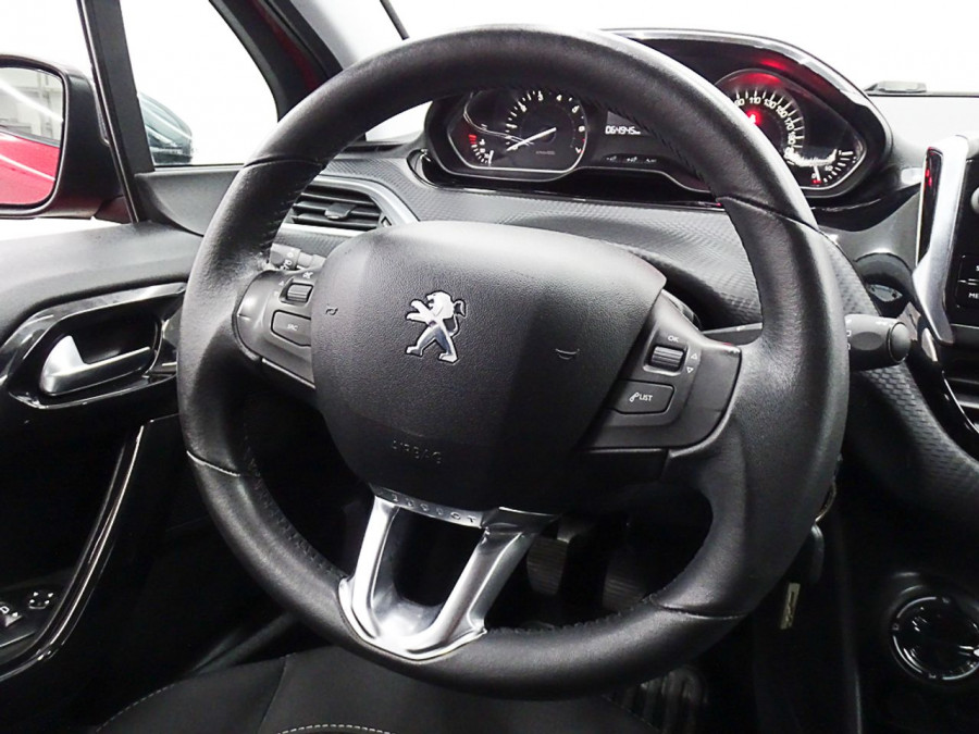 Imagen de Peugeot 208