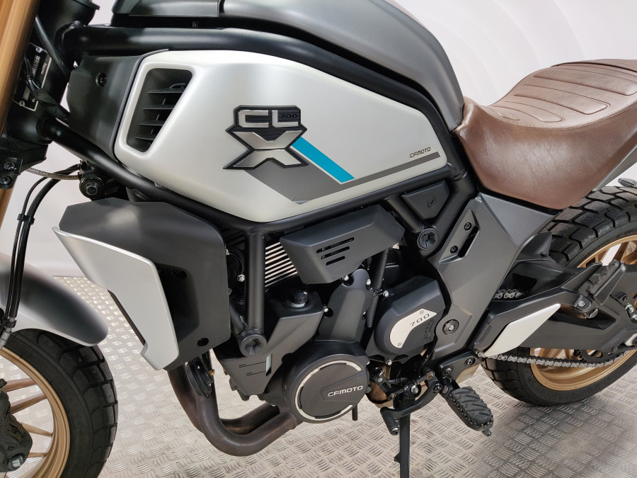 Imagen de CFMOTO 700CL-X