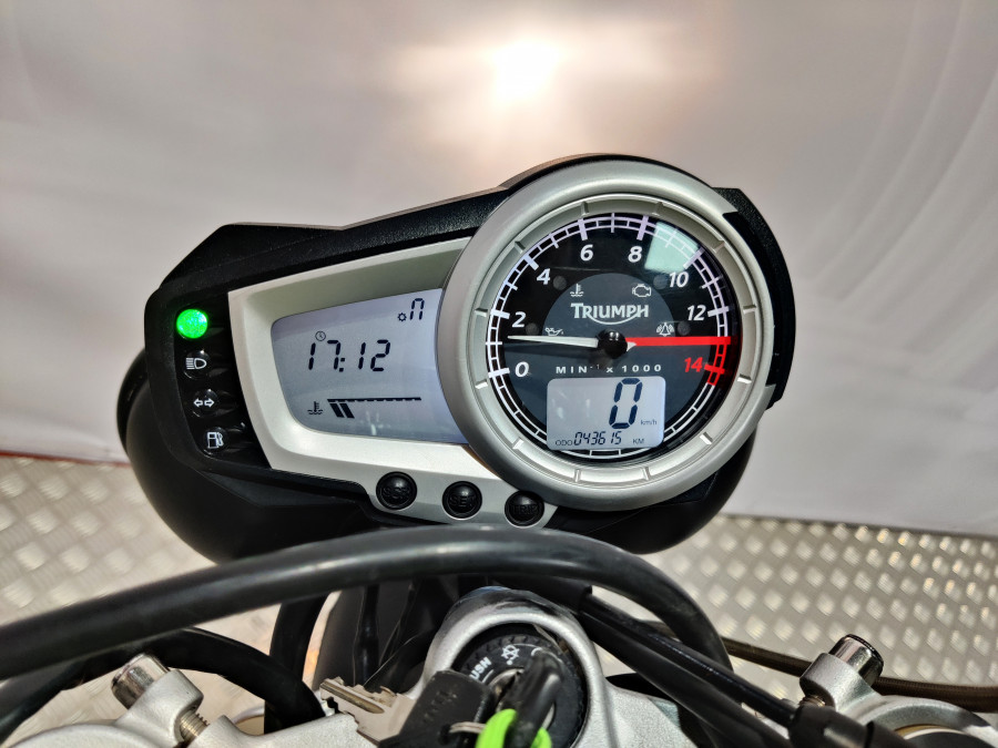 Imagen de Triumph STREET TRIPLE 