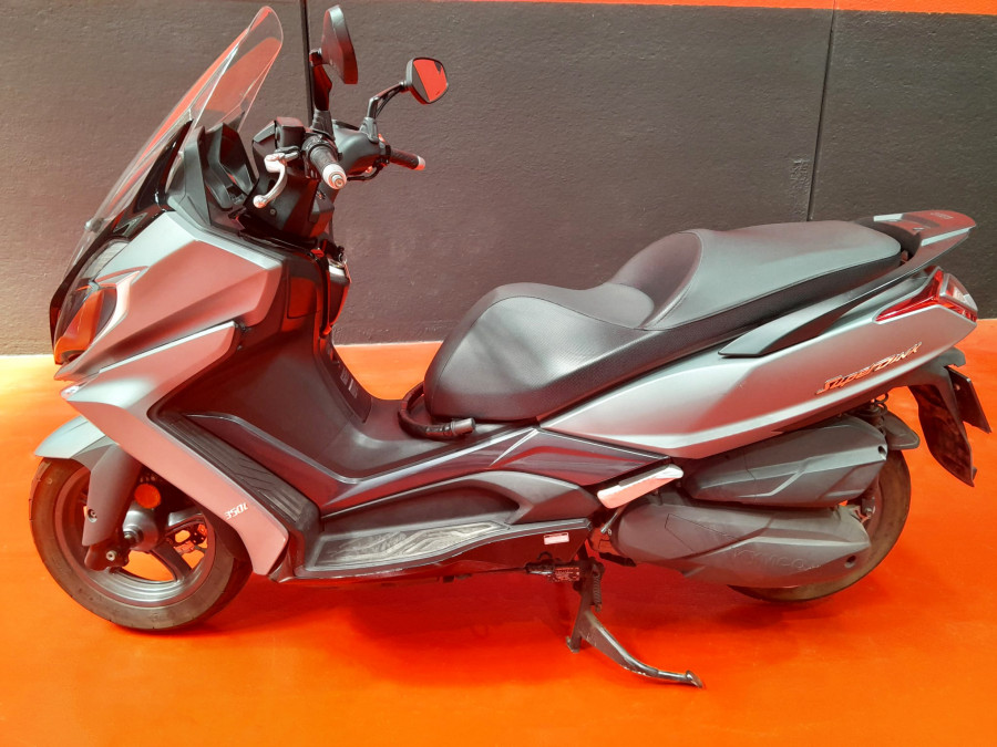 Imagen de Kymco SUPER DINK 350