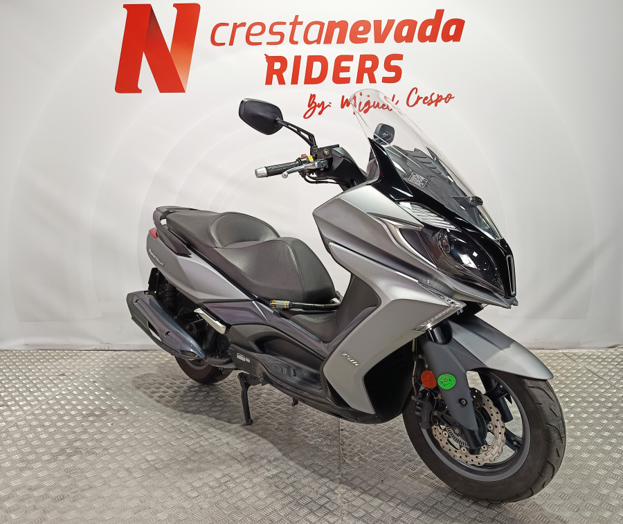 Imagen de Kymco SUPER DINK 350