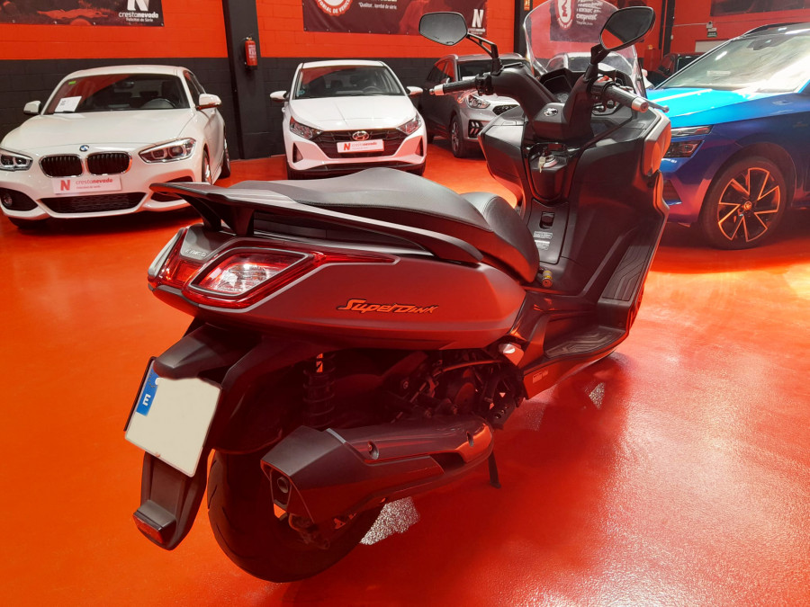 Imagen de Kymco SUPER DINK 350