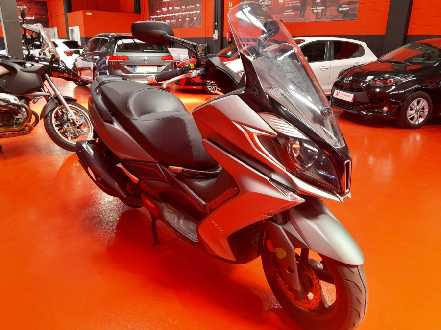 Imagen de Kymco SUPER DINK 350