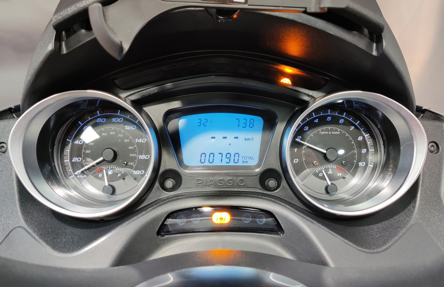 Imagen de Piaggio MP3 300 HPE