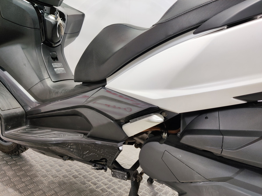 Imagen de Kymco SUPER DINK 350