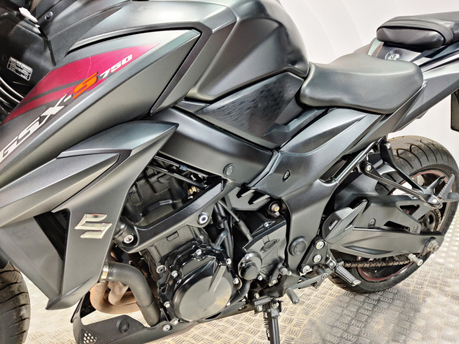 Imagen de Suzuki GSX S 750