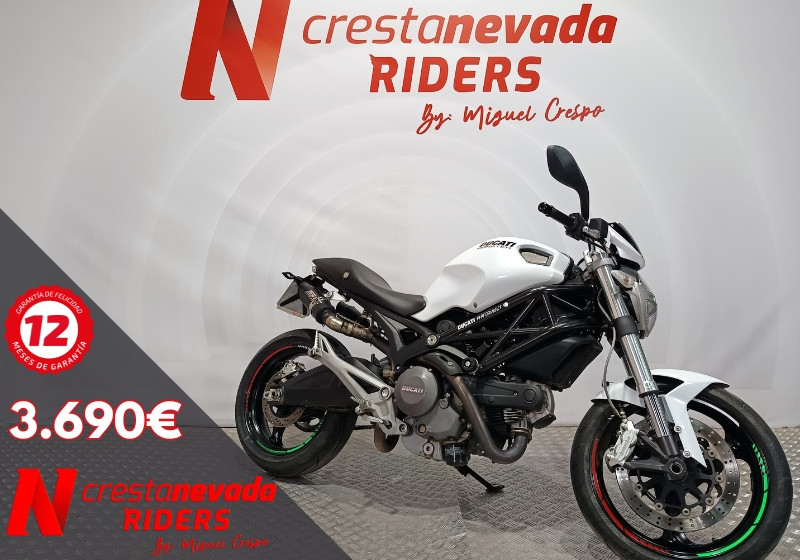 Ducati Monster 696