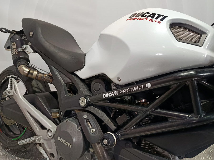 Imagen de Ducati MONSTER 696