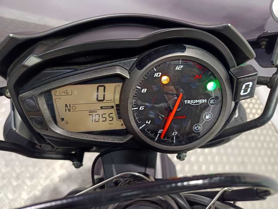 Imagen de Triumph STREET TRIPLE R