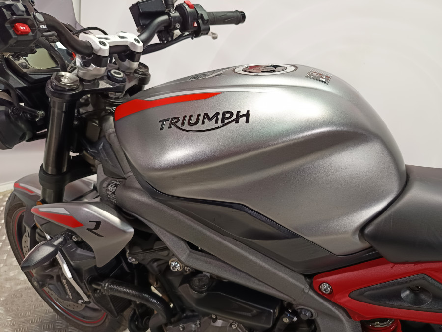 Imagen de Triumph STREET TRIPLE R