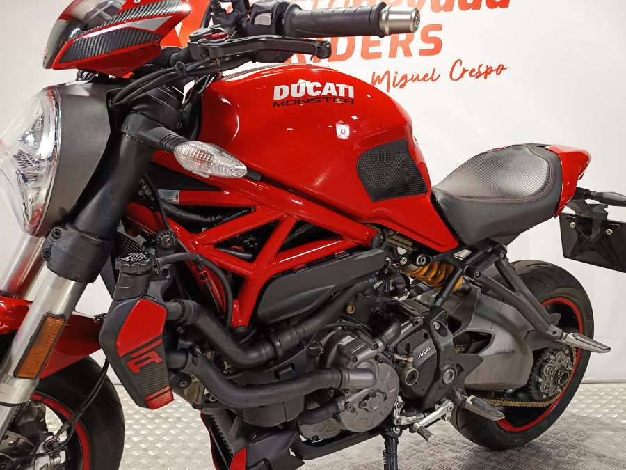 Imagen de Ducati Monster 1200