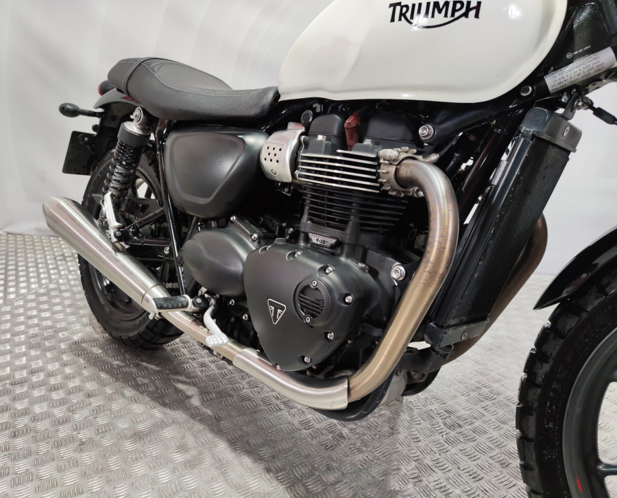 Imagen de Triumph Street Twin A2