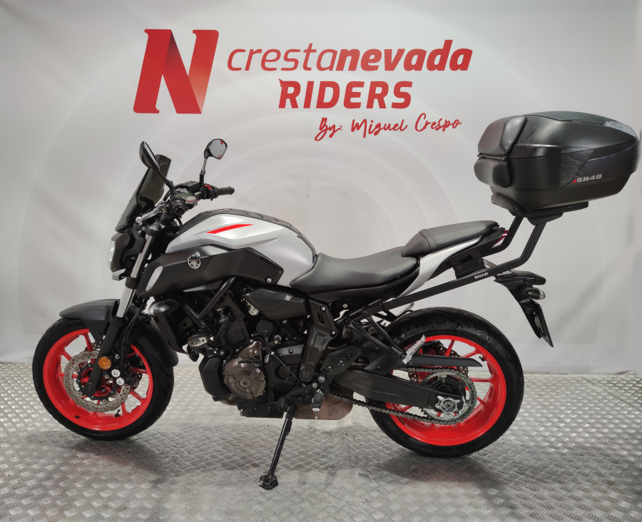 Imagen de Yamaha MT 07 A2