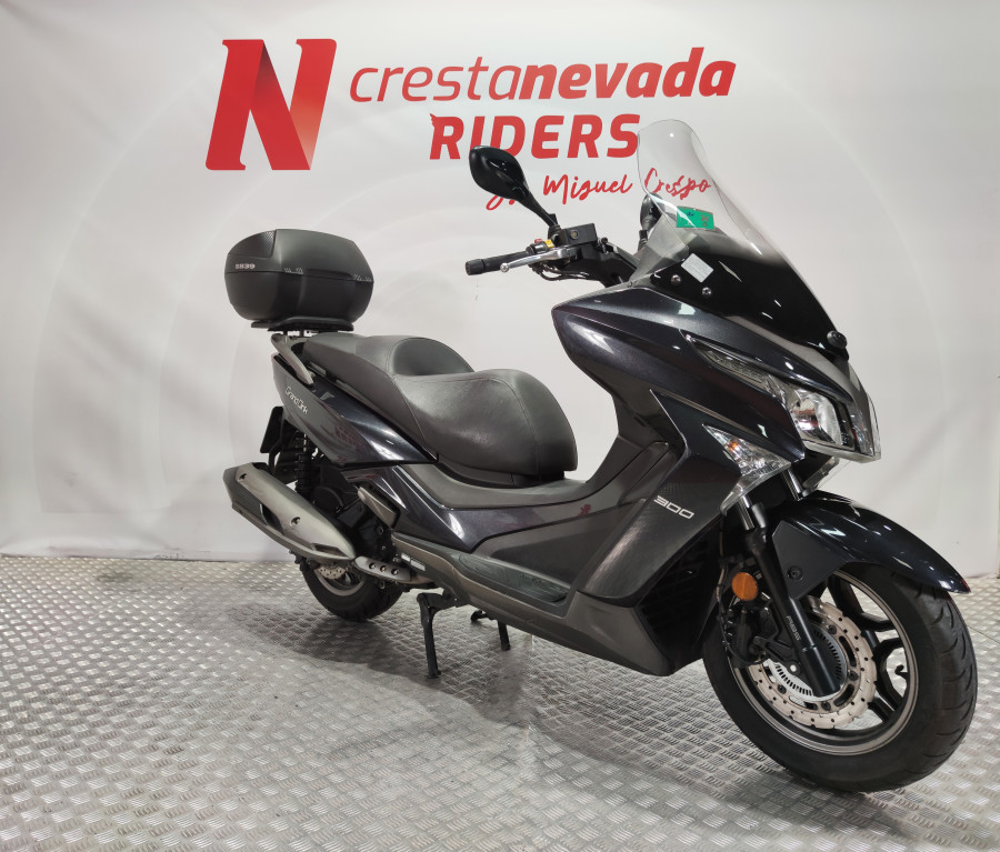 Imagen de Kymco GRAND DINK 300