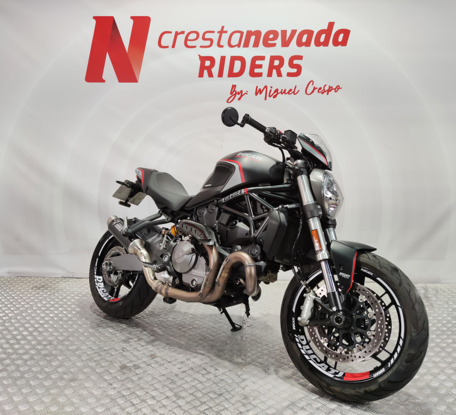 Imagen de Ducati Monster 821 A2