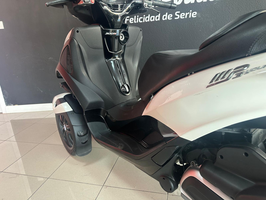 Imagen de Piaggio MP3 YOURBAN 300 LT