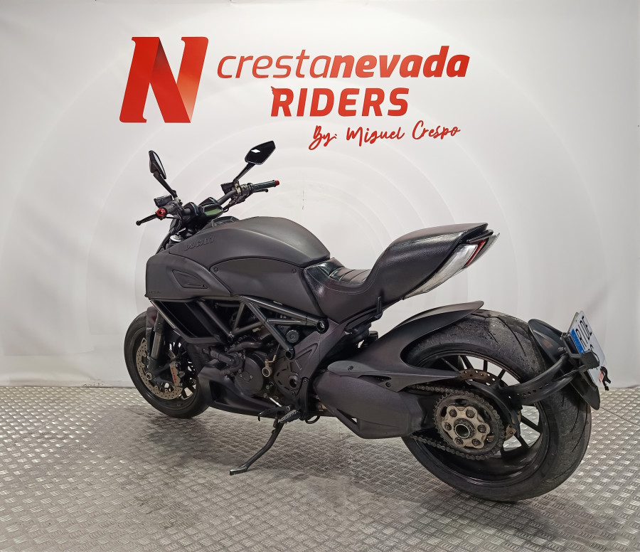 Imagen de Ducati Diavel Dark ABS