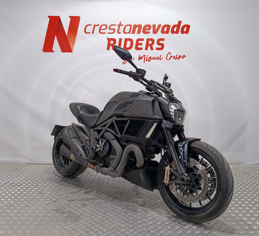 Imagen de Ducati Diavel Dark ABS