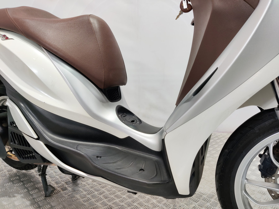 Imagen de Piaggio MEDLEY 125