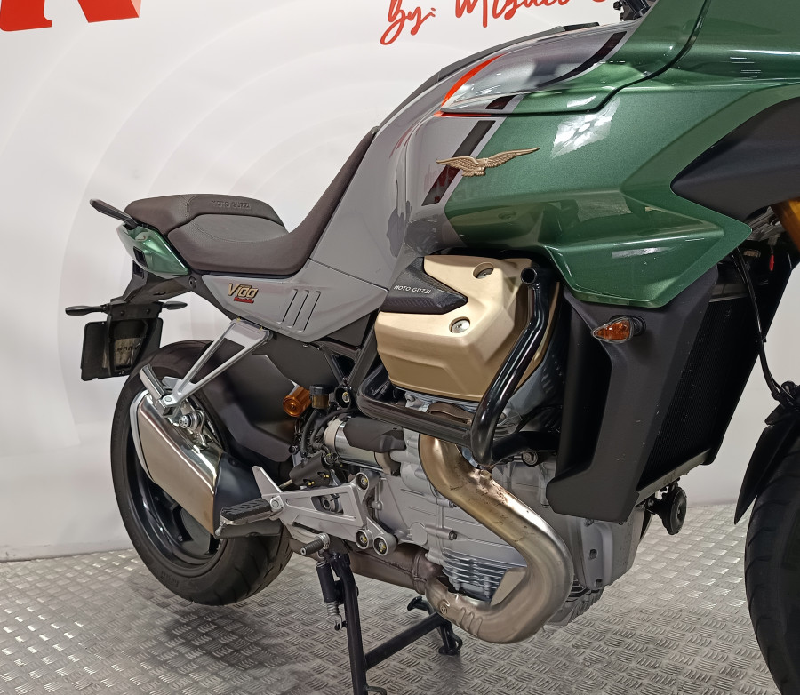 Imagen de Moto Guzzi V 100 MANDELLO S