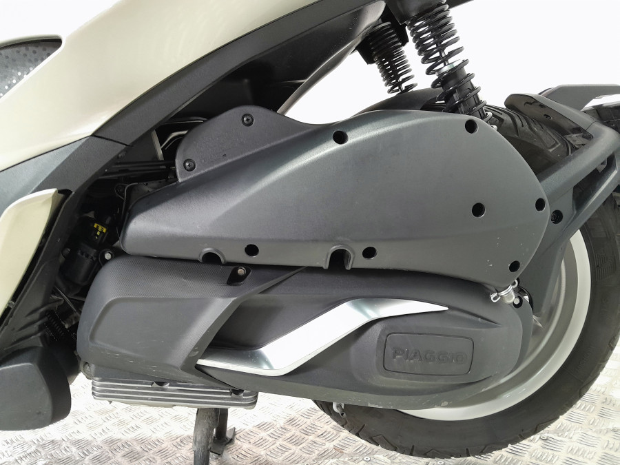 Imagen de Piaggio BEVERLY 300 HPE