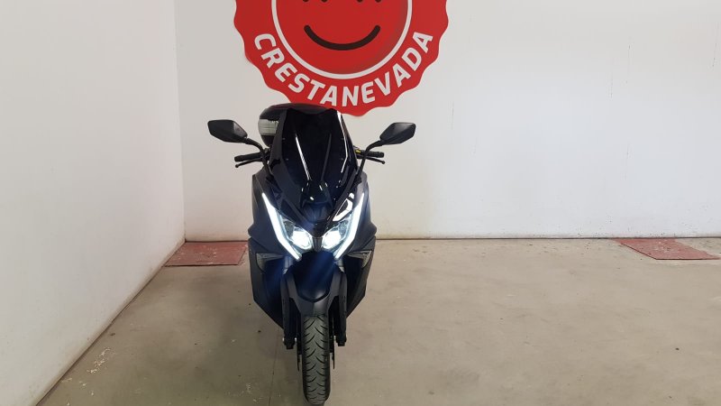 Imagen de Kymco AK 550