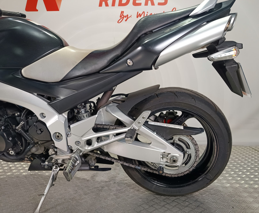 Imagen de Suzuki GSR 600