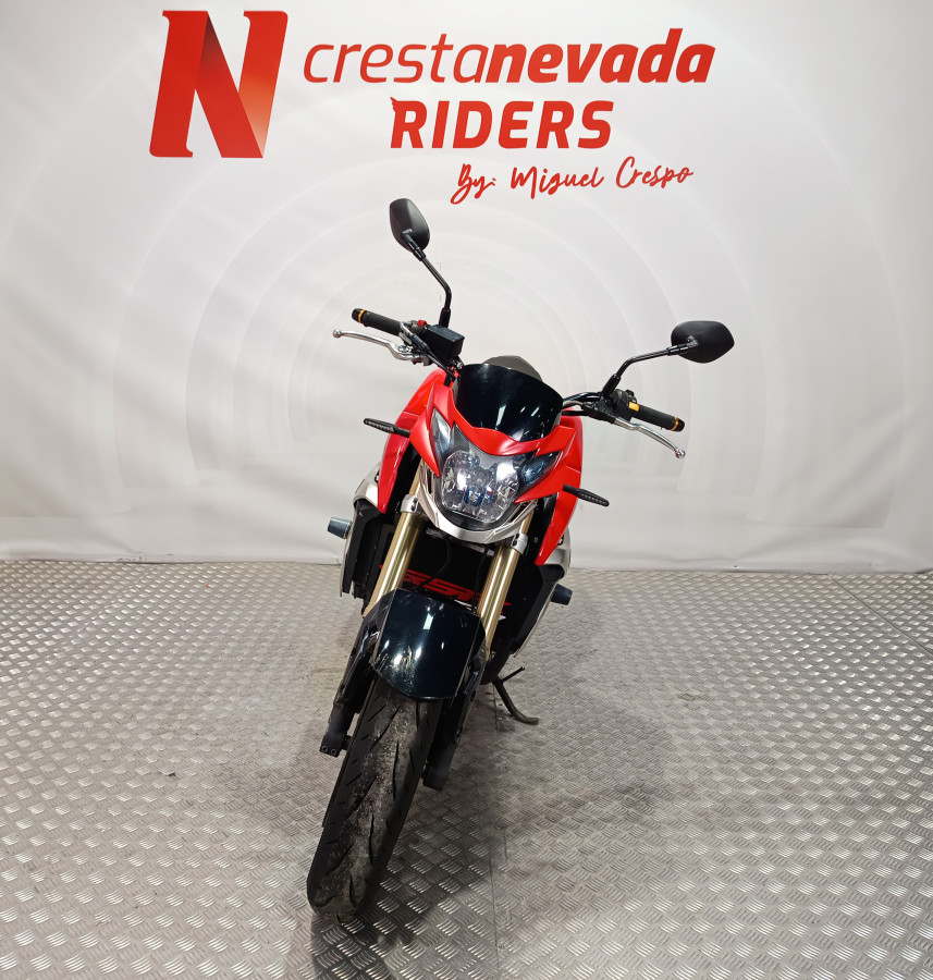 Imagen de Suzuki GSR 750