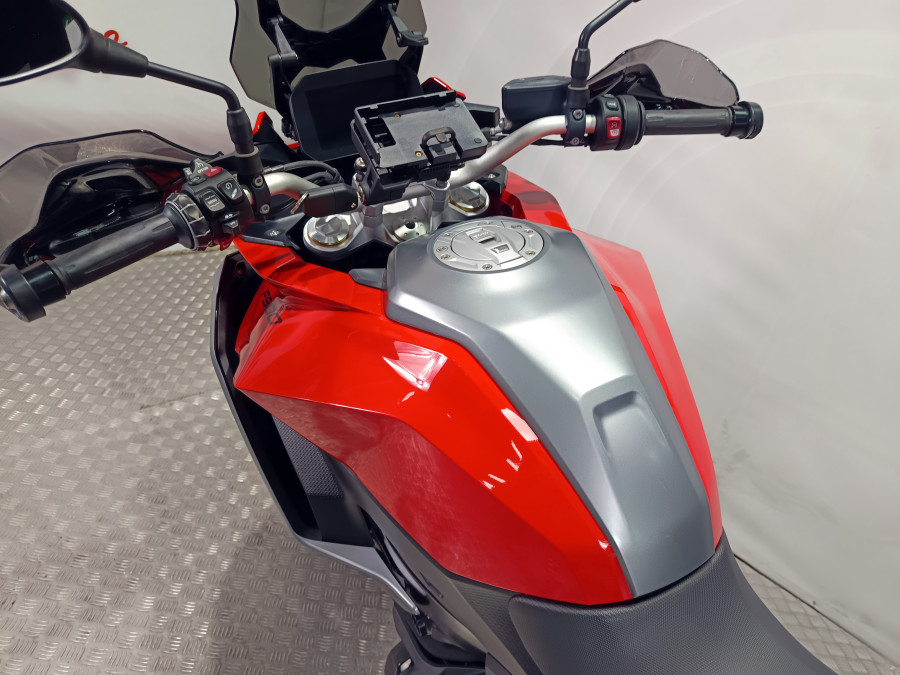 Imagen de BMW F 900 XR