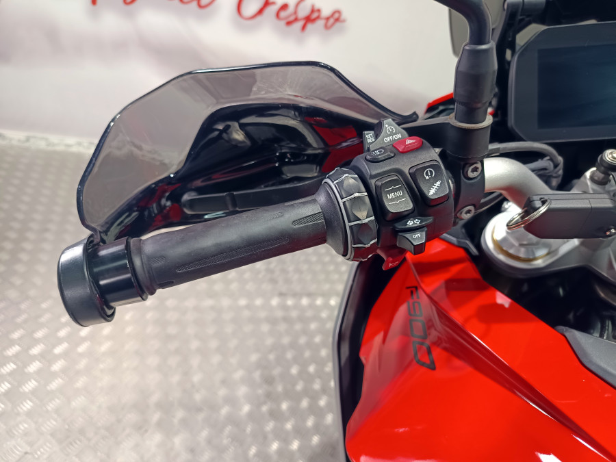 Imagen de BMW F 900 XR