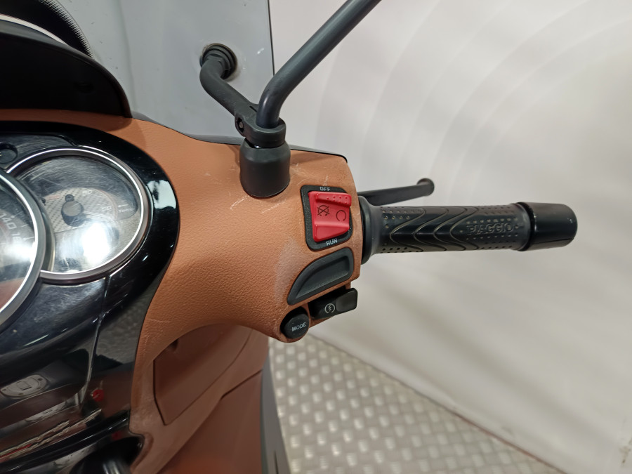 Imagen de Piaggio BEVERLY 350 TOURER