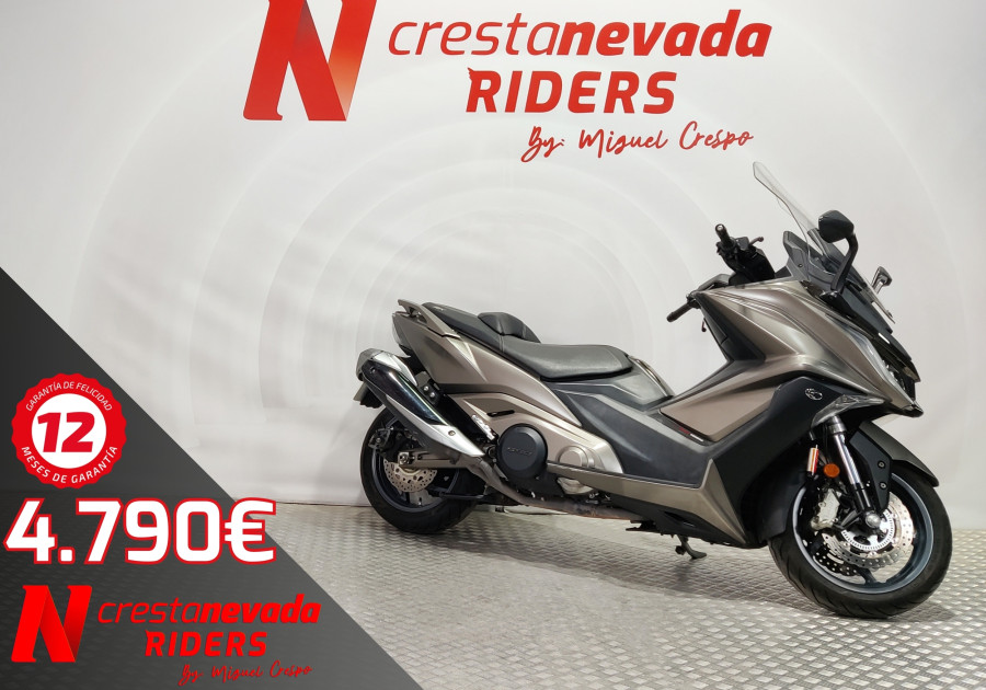 Kymco Ak 550
