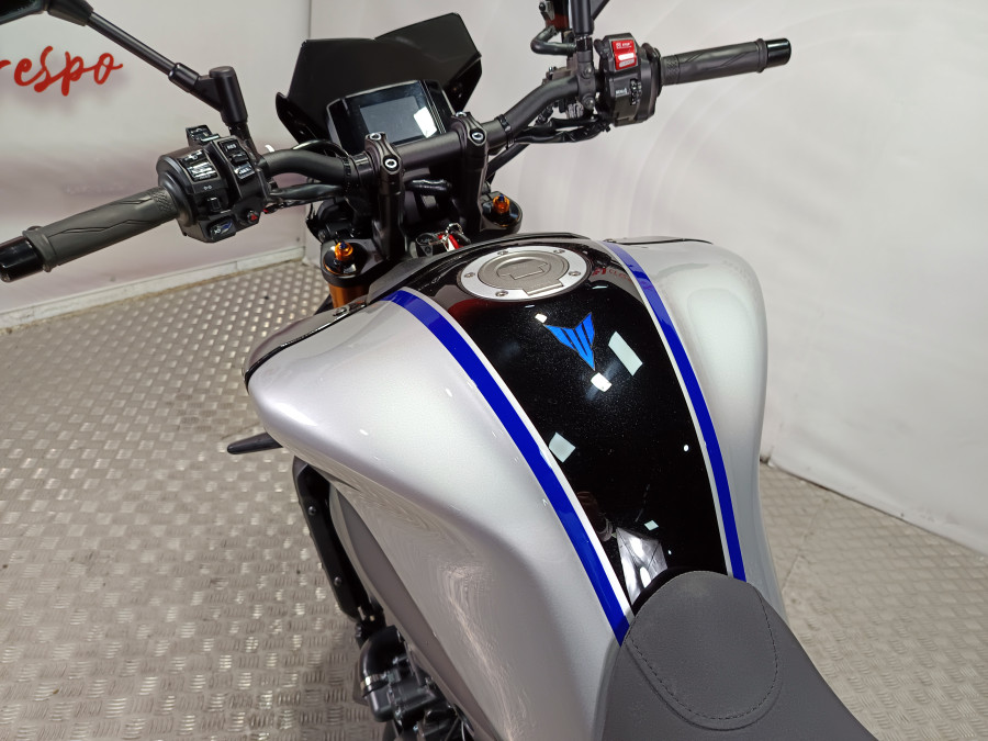 Imagen de Yamaha MT 09 SP