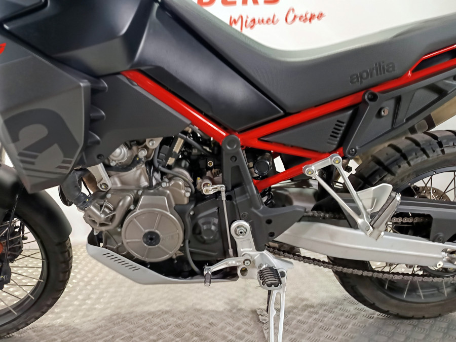 Imagen de Aprilia Tuareg 660