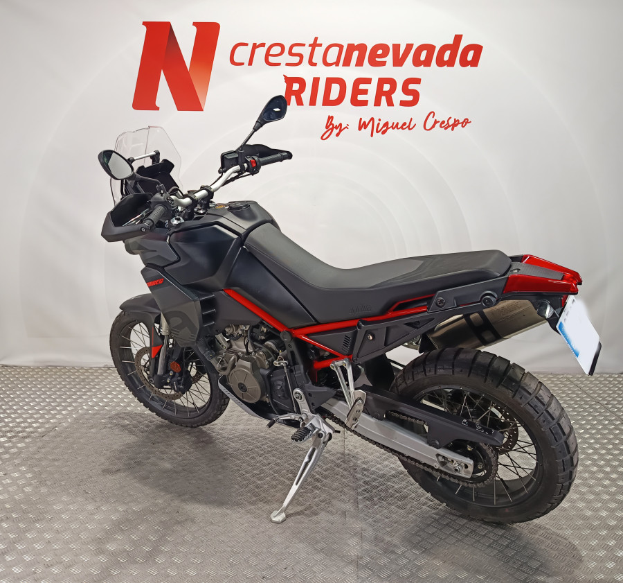Imagen de Aprilia Tuareg 660