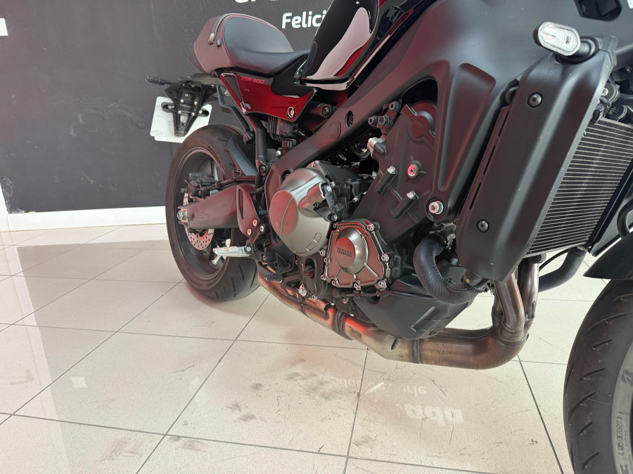 Imagen de Yamaha XSR 900 A2