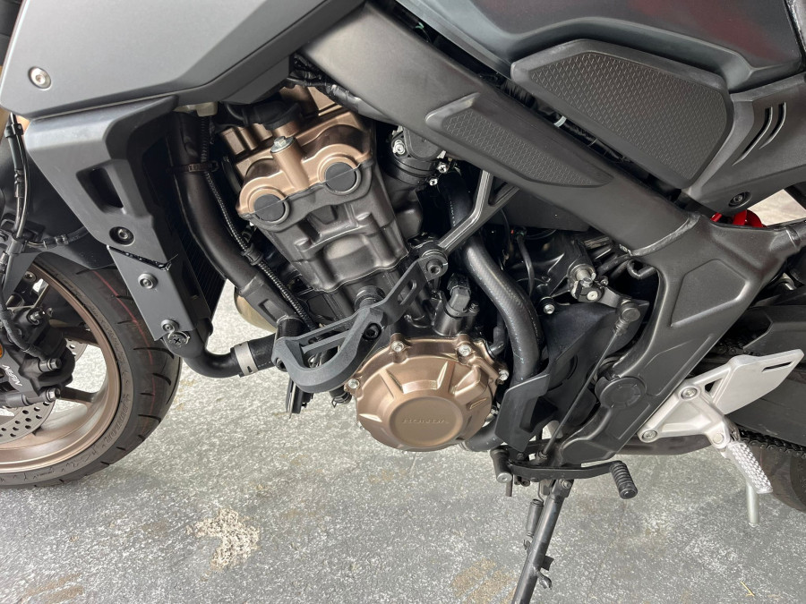 Imagen de Honda CB 650 R A2