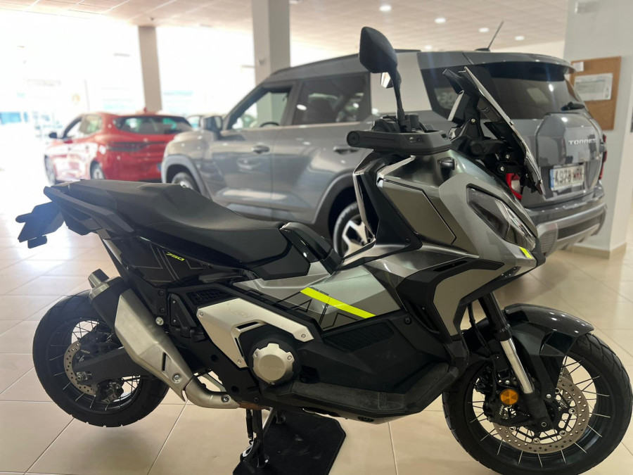 Imagen de Honda X ADV 750