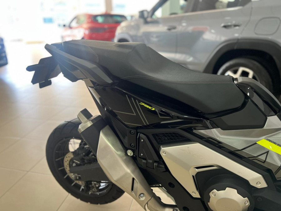 Imagen de Honda X ADV 750