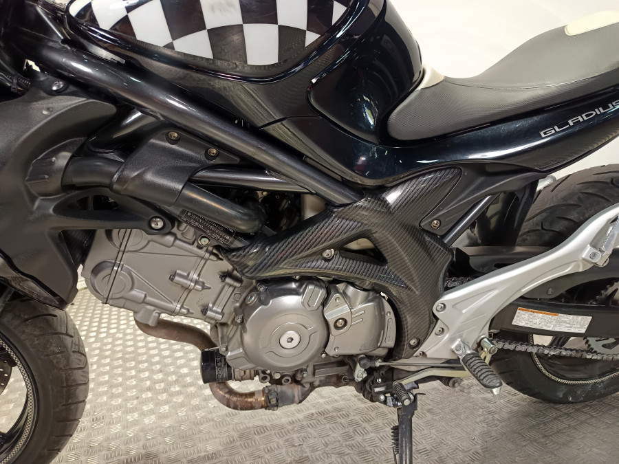 Imagen de Suzuki GLADIUS 650