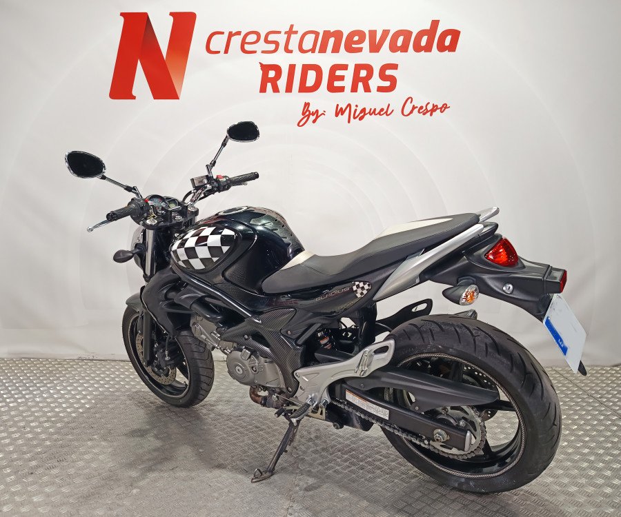 Imagen de Suzuki GLADIUS 650