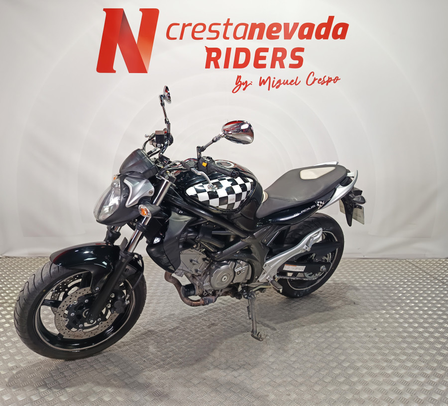 Imagen de Suzuki GLADIUS 650