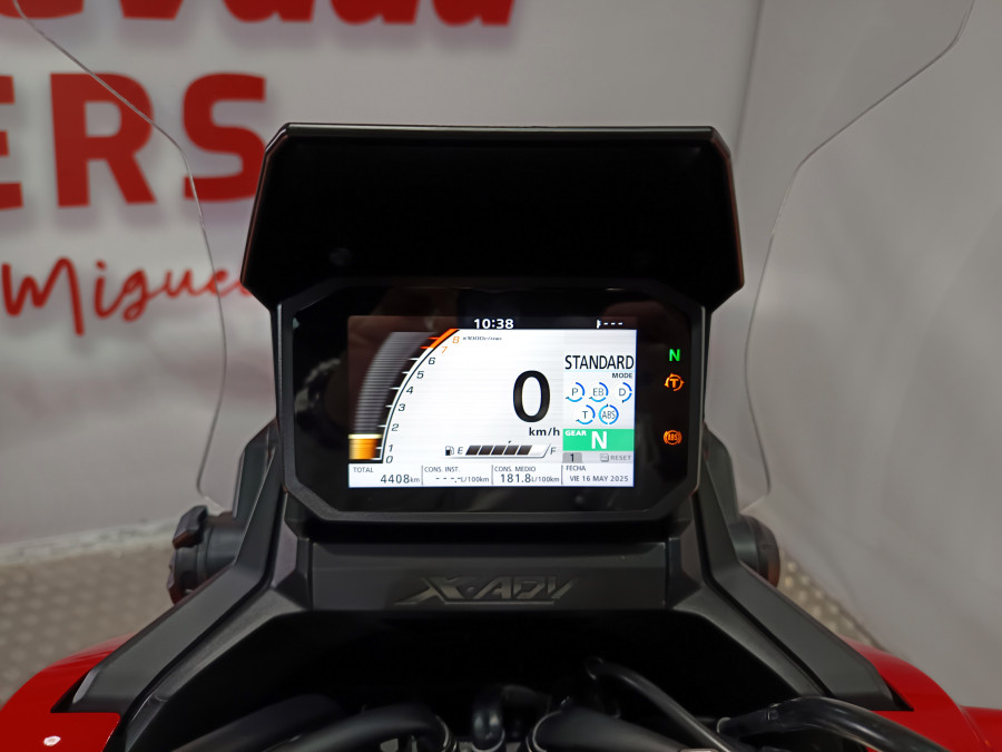 Imagen de Honda X ADV 750 A2