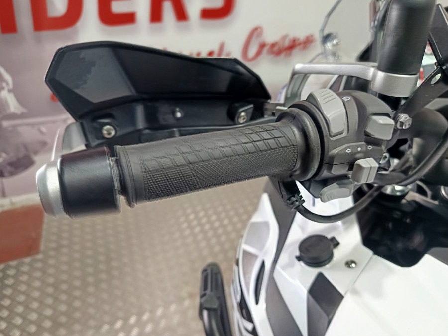 Imagen de Benelli TRK 502X