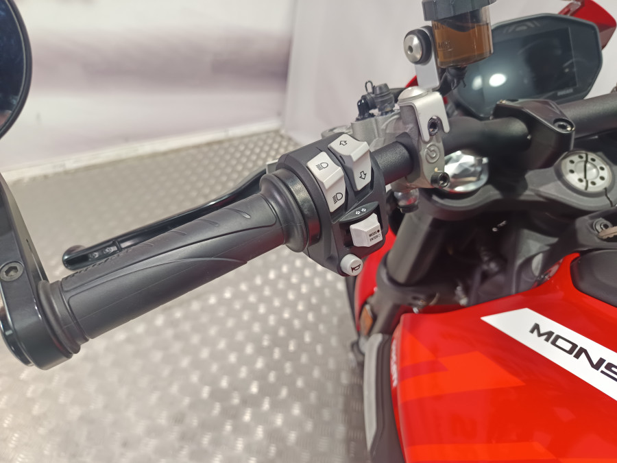 Imagen de Ducati Monster 937