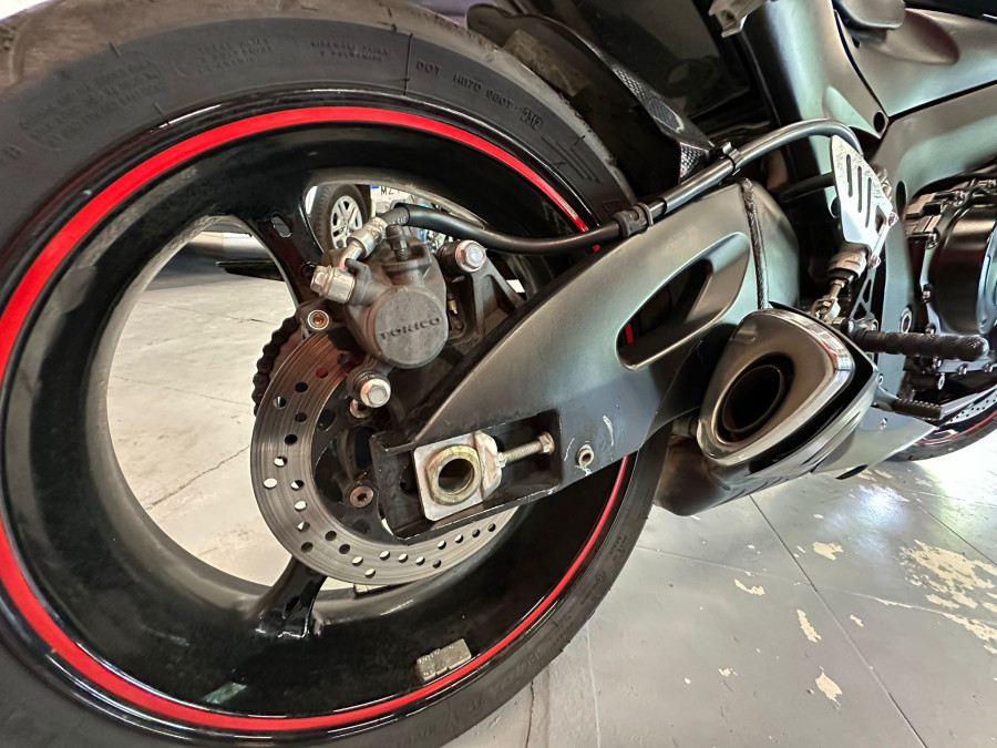 Imagen de Suzuki GSX-R600 K8
